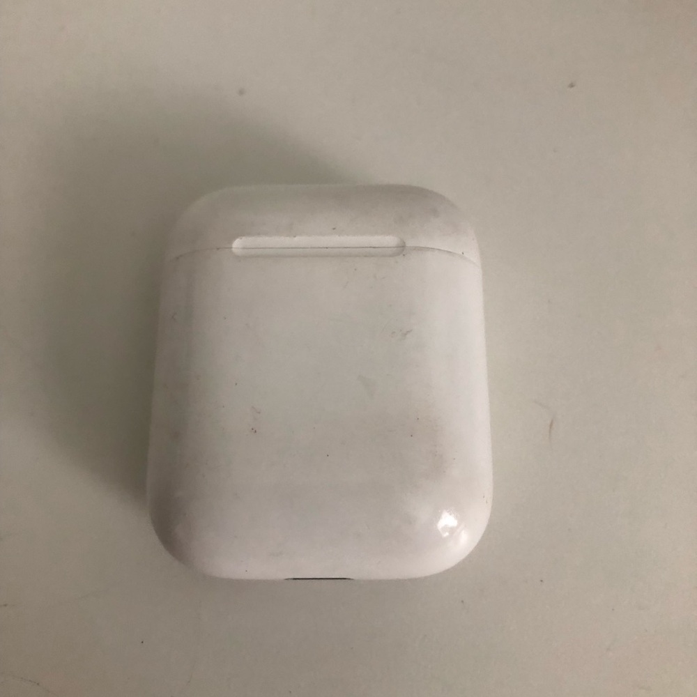Air Pods Wireless Earbuds Charging Case in White
